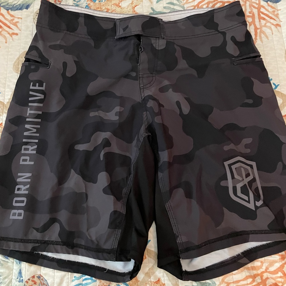 Born Primitive American Defender Velcro 2.0 size 32